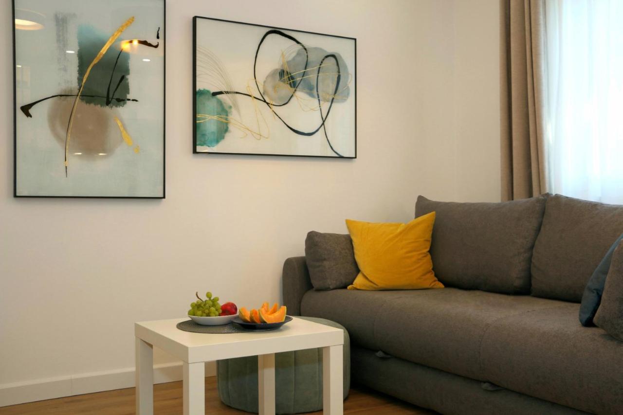 Apartments Tona Жаборич Екстериор снимка