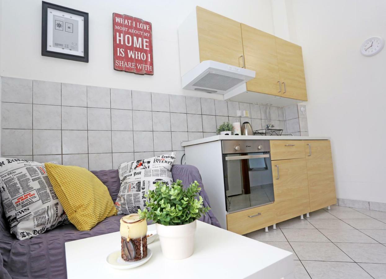 Apartments Tona Жаборич Екстериор снимка